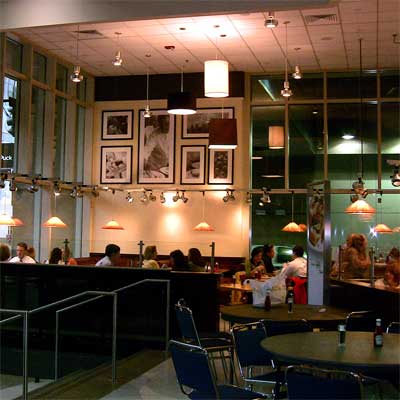 Photo of diners in Wolfgang Puck Express