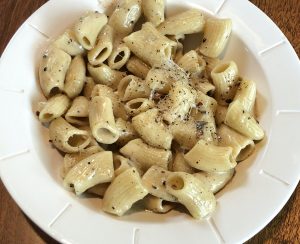 bar Vetti's cacio e pepe, a classic Roman dish, blankets al dente rigatoni with earthy Pecorino cheese and deliciously floral and spicy coarse-ground black pepper.